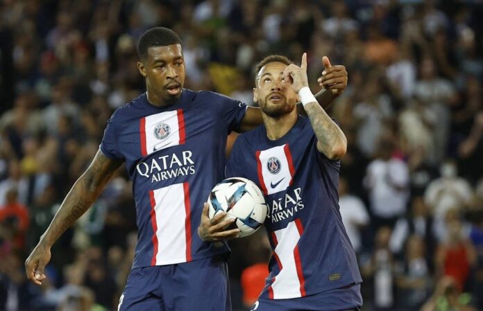 PSG perfect record ended by Monaco, Sanchez on target in Marseille win