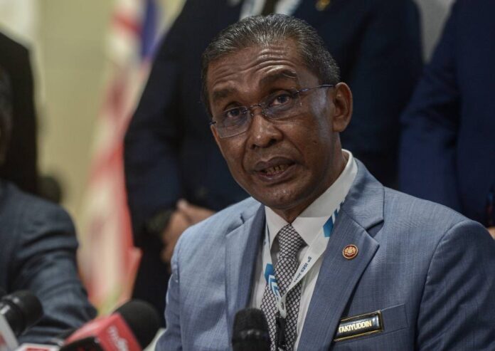 Takiyuddin: 100pc use of renewable energy proposed for Redang, Perhentian, Tioman islands