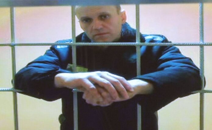 Jailed Kremlin critic Navalny in solitary confinement yet again, according toTwitter feed