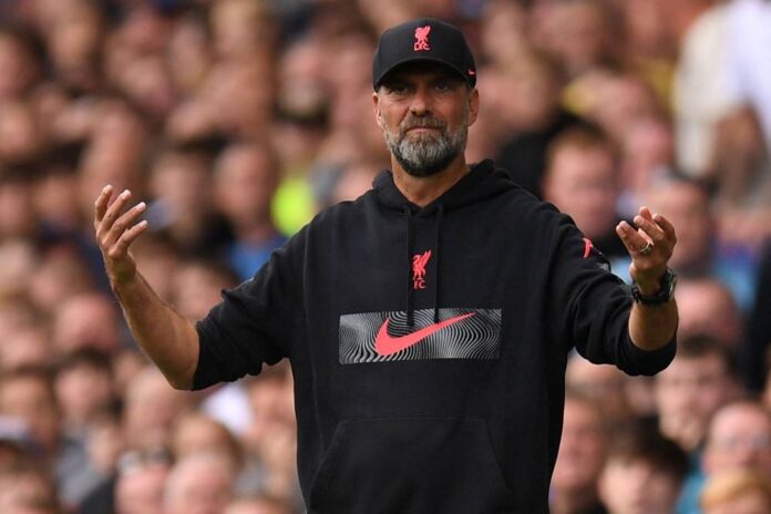 Bottle thrown at Klopp as Merseyside derby ends in stalemate