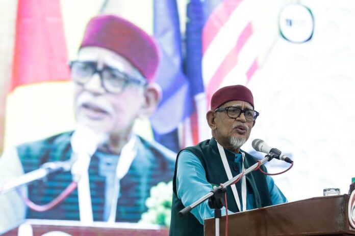 Hadi says PAS must copy DAP in breaking racial walls in constituencies