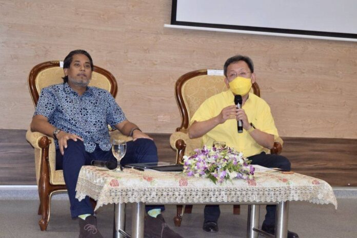 Khairy vows to make Sabah, Sarawak centrepiece of Health White Paper
