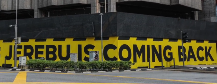 Fahmi Reza's latest mural art in Kuala Lumpur vandalised in less than 24 hours, fixed hours later (VIDEO)