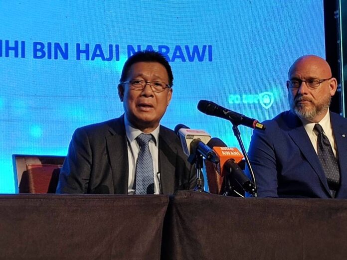 Telecommunications company irix launches 700km Batam Sarawak Internet Cable System