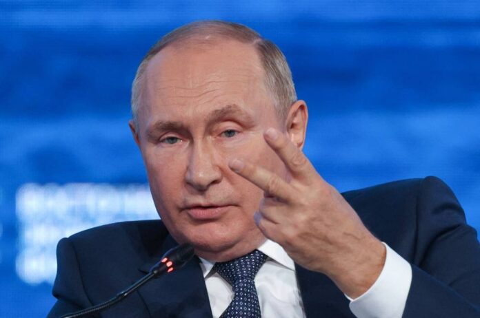 Eyeing Asia pivot, Putin says 'impossible' to isolate Russia