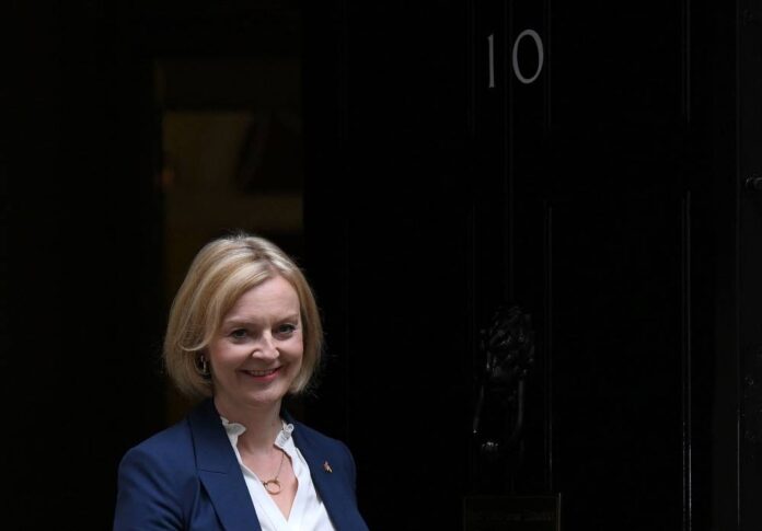 UK's Truss freezes energy bills in first big policy shift