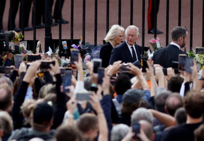 Crowds cheer King Charles ahead of address to nation mourning queen