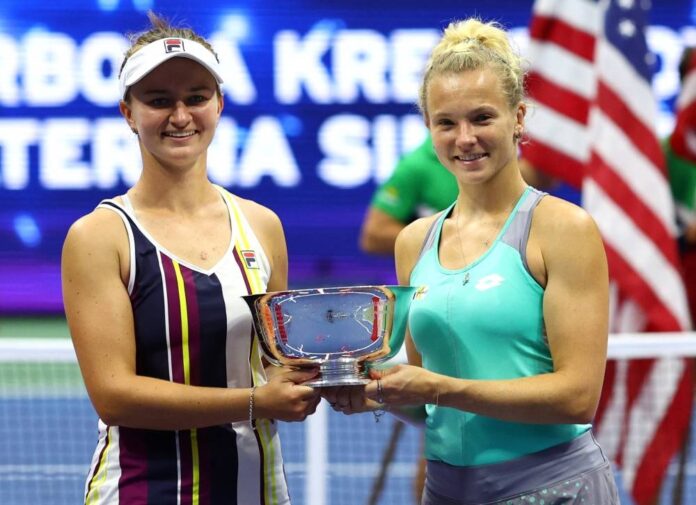 Siniakova and Krejcikova storm back to win US Open doubles title