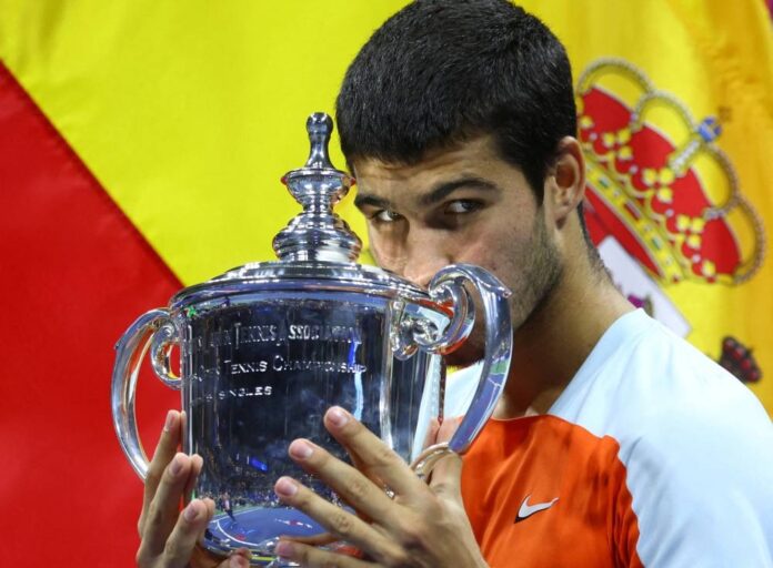 Alcaraz, Swiatek lead US Open changing of guard