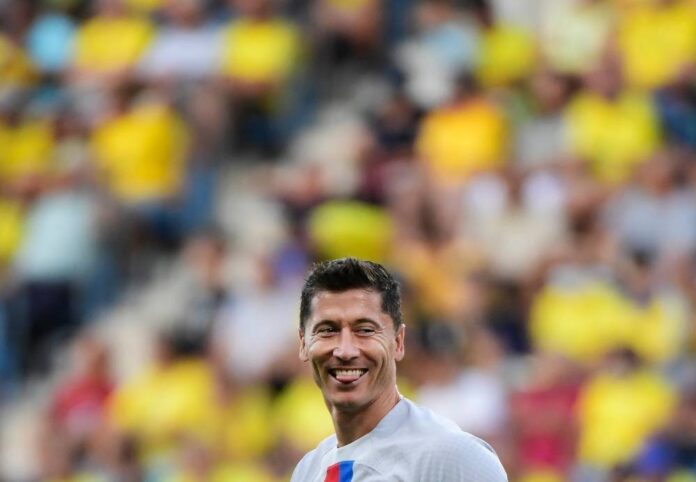 Bayern defence braces for return of Barca's Lewandowski to Munich