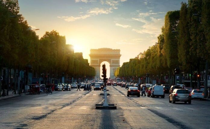 Paris to scale back monument lighting as energy bills bite
