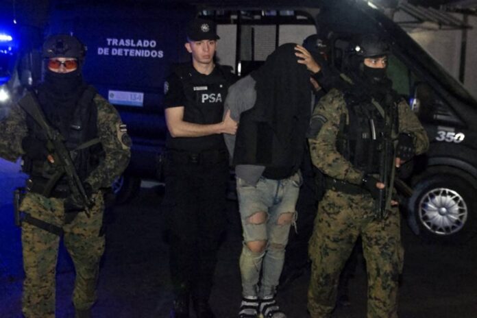 Argentina arrests fourth person in Kirchner assassination attempt