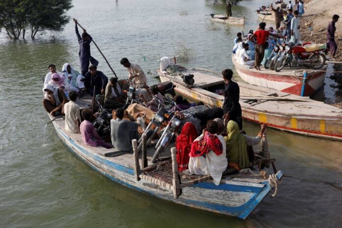 Pakistan floods' death toll nears 1,500