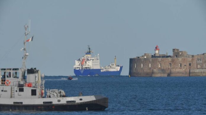 France sends latest nuclear shipment to Japan
