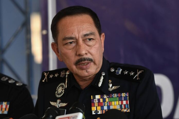 In Kelantan, foreign 'tekong' shot dead while trying to attack policeman
