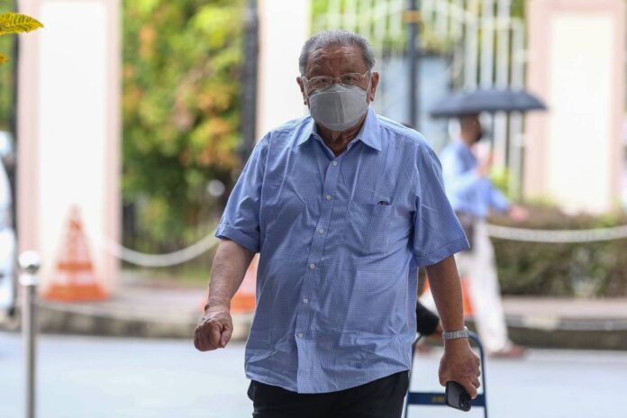 Kit Siang questions BN's stand against corruption as its leaders continue to dismiss 1MDB scandal