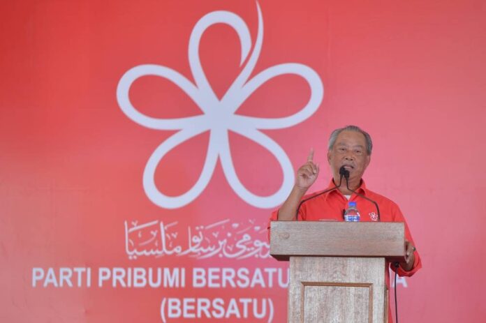 Muhyiddin wants Hadi Awang to explain PAS, Umno meeting