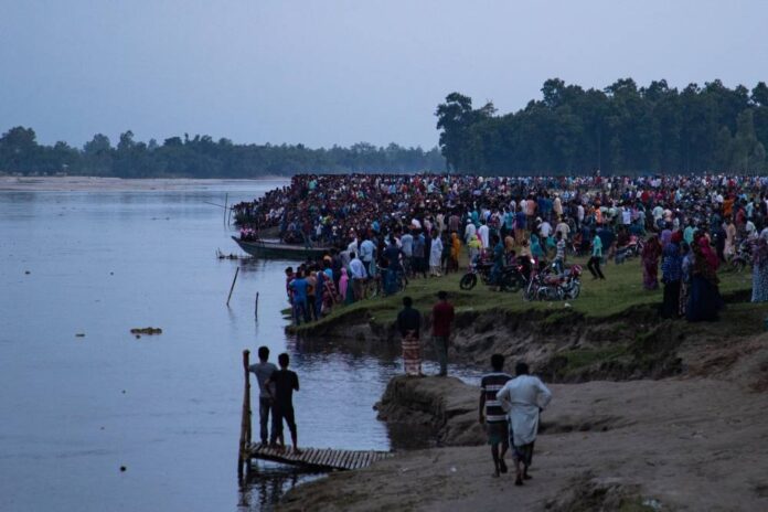 Bangladesh boat tragedy death toll hits 32