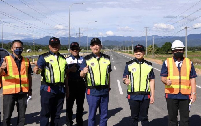 Three packages of Sabah Pan Borneo Highway will be completed by year end, says deputy minister