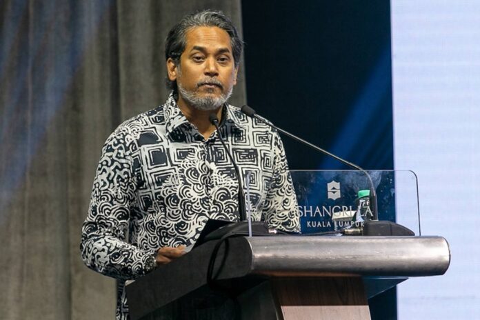 Khairy: MOH to improve health incentives for blood donors