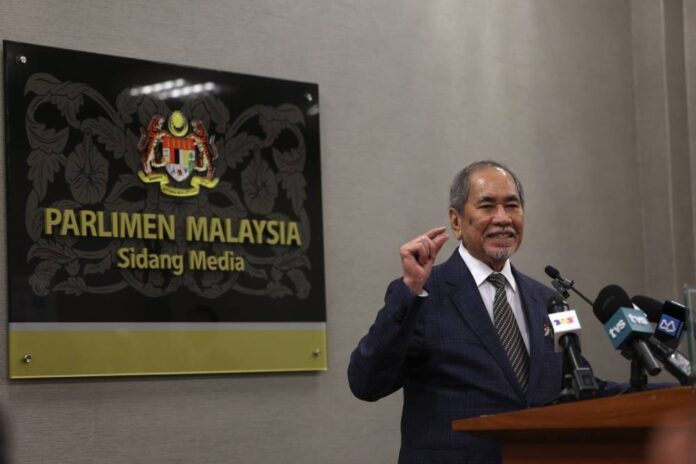 Since Independence, no PM has discussed Parliament dissolution with Cabinet, says Wan Junaidi