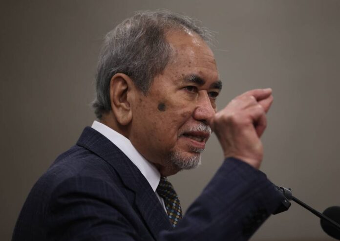 Law minister warns Sabahans against misleading information spread by so-called Sulu heirs over US$15b arbitration claim