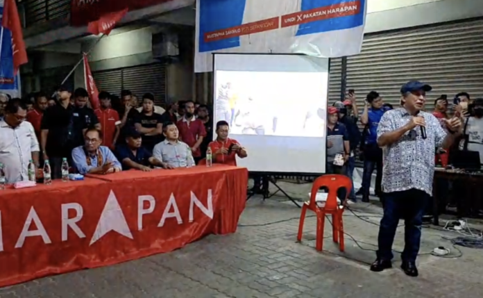 Anifah joins Pakatan's 'ceramah', stumps for Anwar as PM
