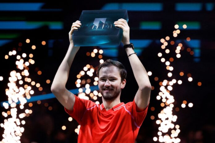 Medvedev seeks momentum after returning to top 10 with Rotterdam title