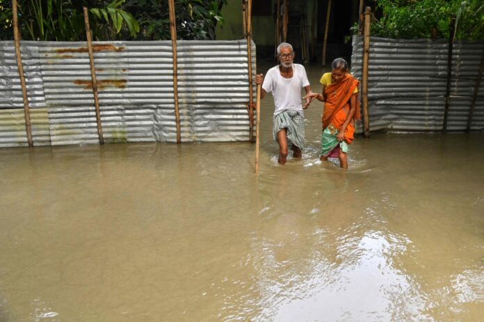 Nineteen dead, thousands seek shelter in South Asia monsoon floods