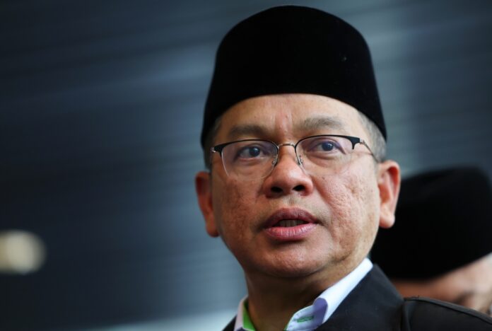 Don't simply accuse a Muslim of being an 'infidel', says Mohd Na'im