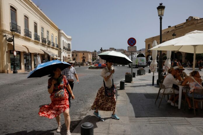 July was world's hottest on record, EU scientists say
