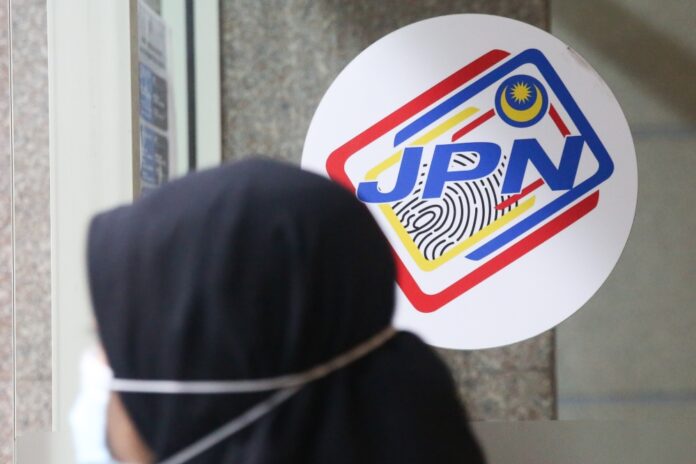 MyKad-less and detained since 2019, NRD examines application to amend Tayalan's birth certificate