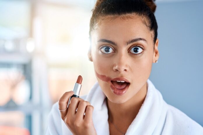 The '90s trend for brown lipstick is on its way back