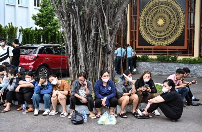 'Whole family gone': Families identify victims of Hanoi fire