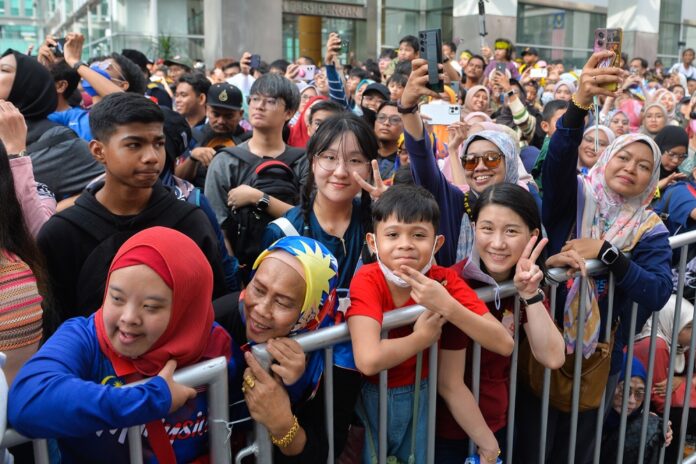 World Happiness Report: Like income, Malaysia stuck in middle