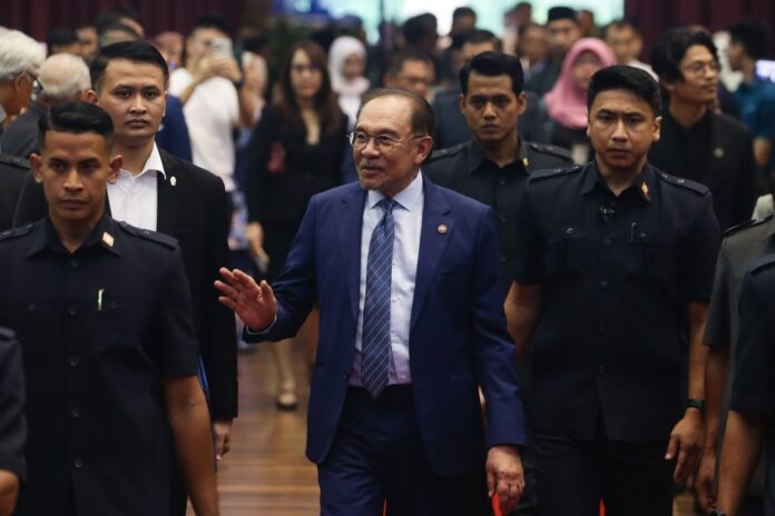 Anwar: Ongoing reforms essential for strengthening Malaysia’s public service