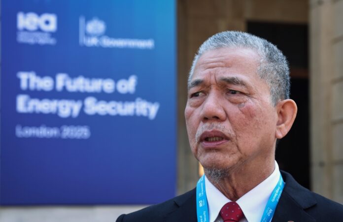 At London summit, DPM Fadillah commits to just, resilient energy transition