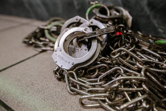 Robbers flee with car, cash and jewellery in RM16,000 Felda home heist in Maran; police arrest within 24 hours