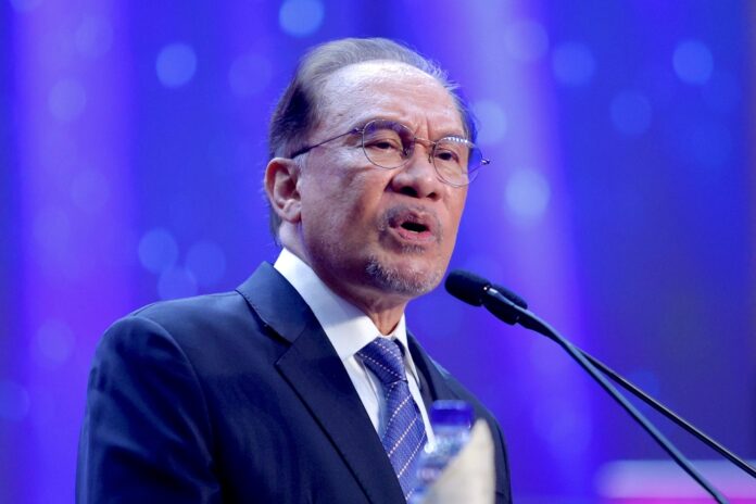 Anwar says Pakatan-Barisan-GRS alliance in Sabah polls vital for political stability, but still under discussion