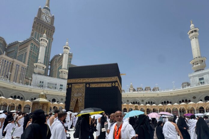 Haj rule-breakers could cost Malaysia its quota, minister warns