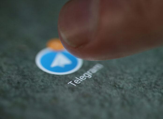 Manjung cops say probing case of teens duped into sending nudes to ‘doctor’ over Telegram app