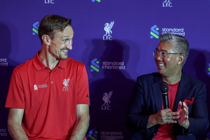 Football meets trade talks as Liverpool icon Hyypiä, Tengku Zafrul connect at Asean council's KL dinner