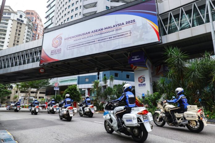 Show the world Malaysia is peaceful, IGP says ahead of planned anti-Trump protests during Asean Summit