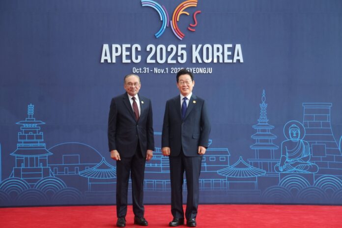 Anwar defends Malaysia-US trade pact, says critics are misinformed and ‘politically motivated’