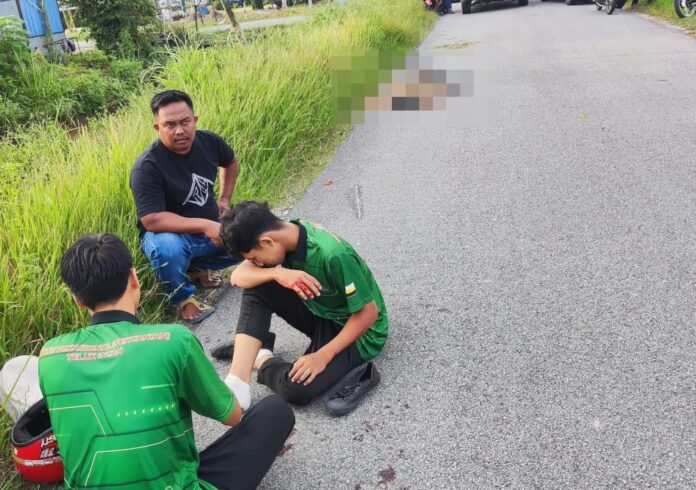 Vocational college student dies after neck struck by long-handled sickle carried on passing motorcycle in Teluk Intan