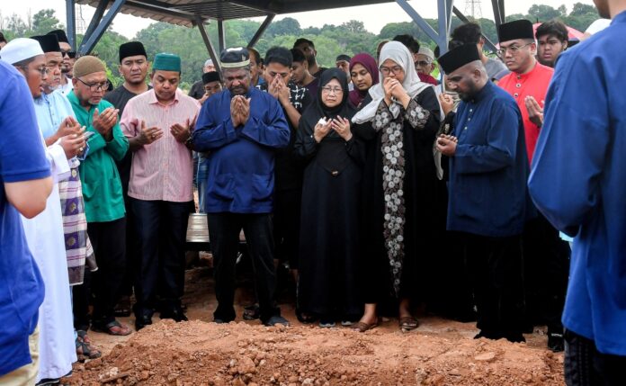 Prominent lawyer mourns son killed as Volkswagen collides with cement lorry on Karak Highway