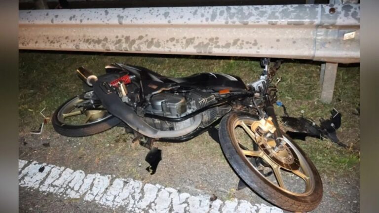 Four Yamaha RXZ riders killed in 13-vehicle crash on East Coast Expressway