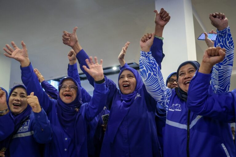 Live update: Zahid claims BN has surpassed majority mark in Johor election