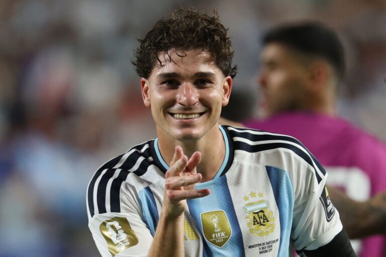 ‘You have to know how to suffer’: Alvarez hails Argentina grit after Swiss test