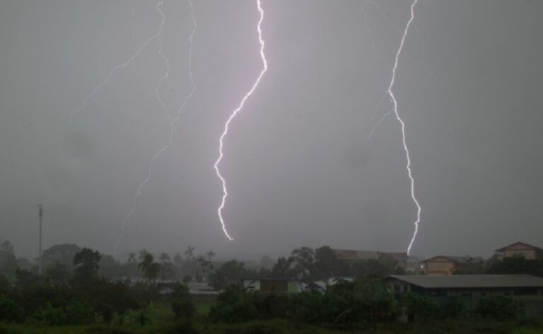 Rain, wind and thunderstorms expected in parts of peninsula and Sabah and Sarawak until 9pm